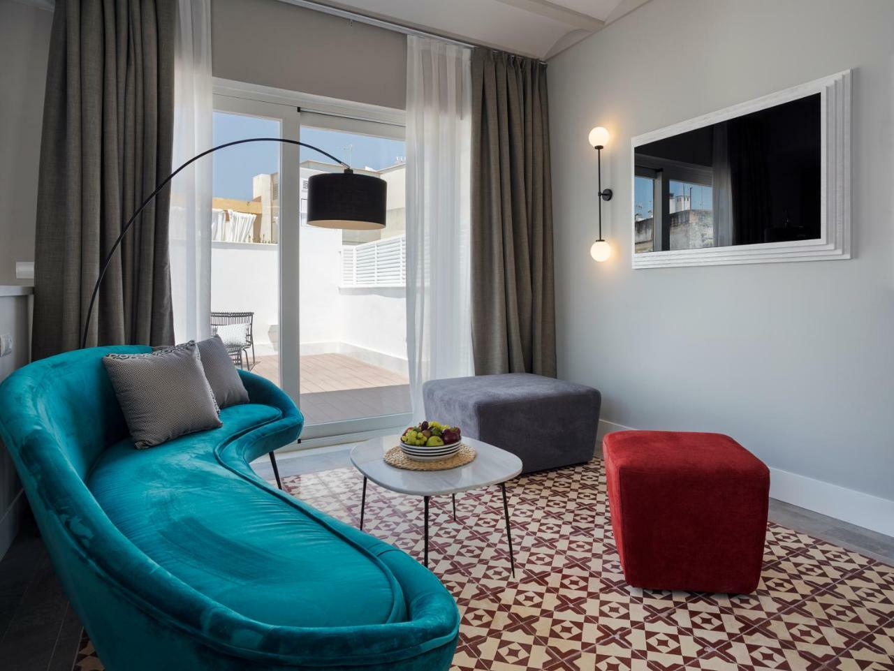 Apartamentos One Shot Conde De Torrejon Севілья Екстер'єр фото