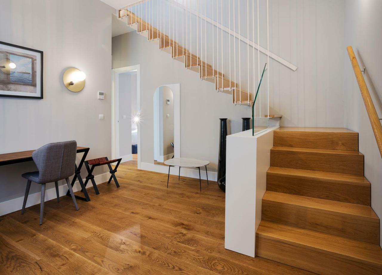 Apartamentos One Shot Conde De Torrejon Севілья Екстер'єр фото